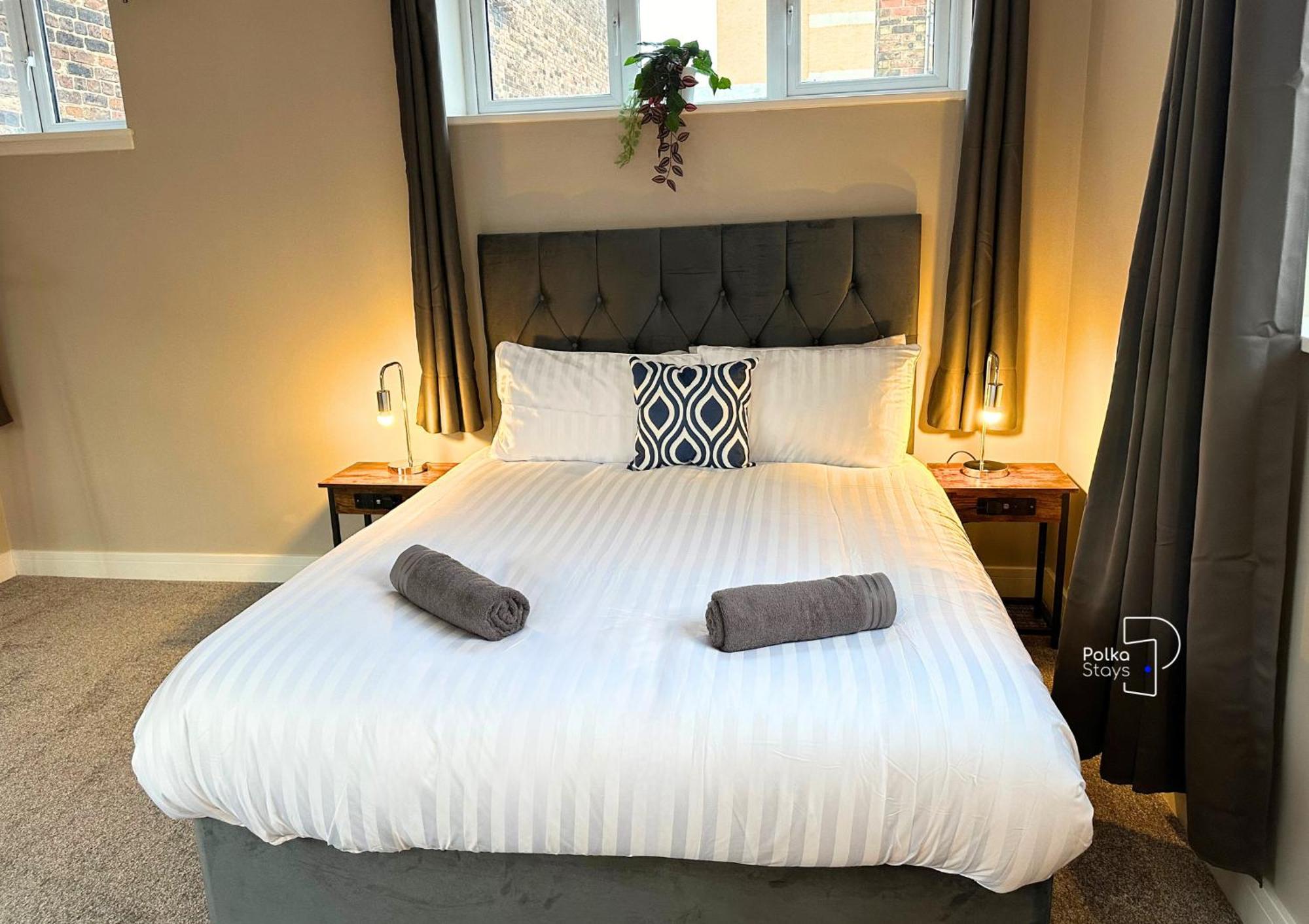 Hanley, Stoke - Modern Spacious Apartments By Polkastays Екстер'єр фото