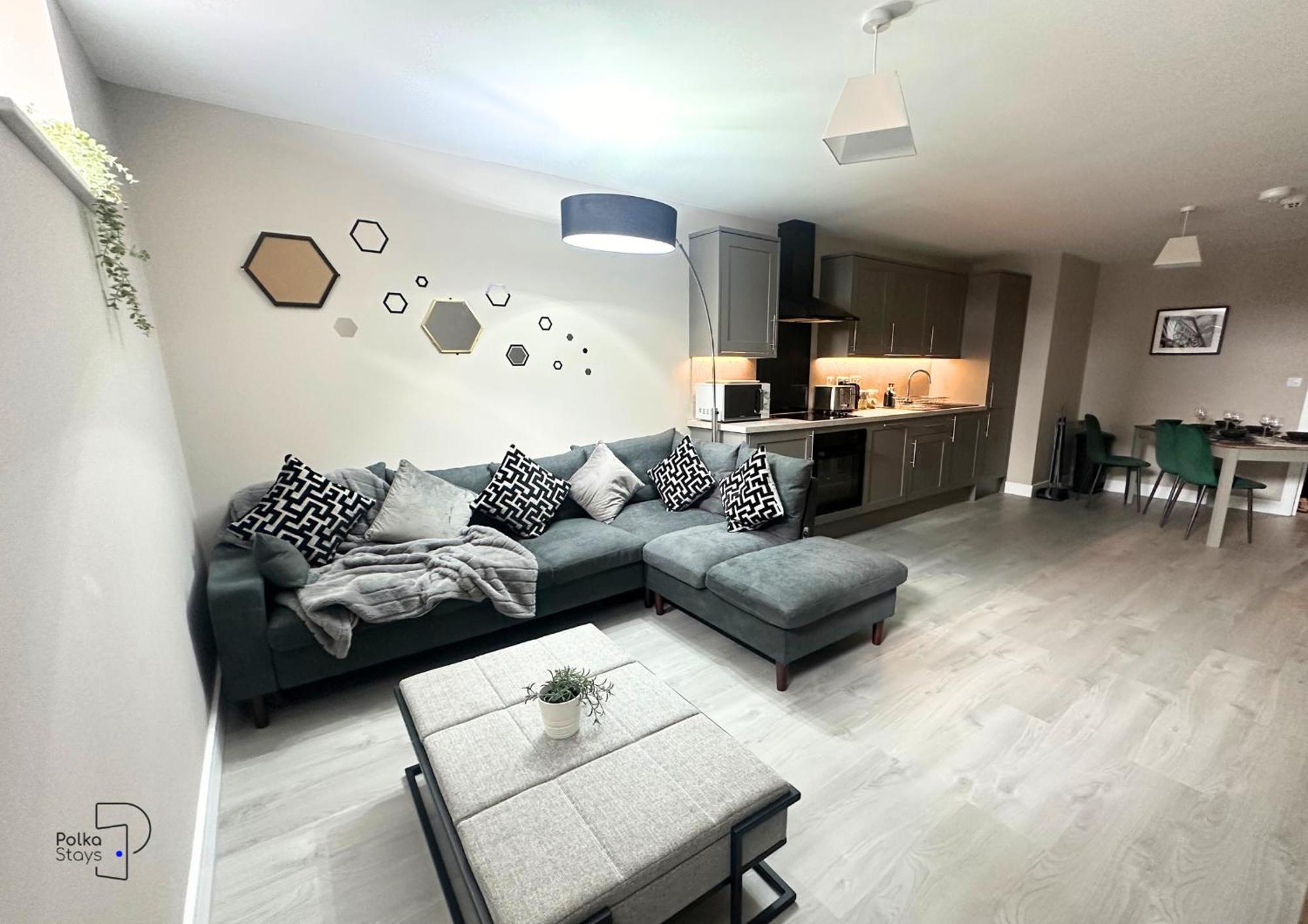 Hanley, Stoke - Modern Spacious Apartments By Polkastays Екстер'єр фото
