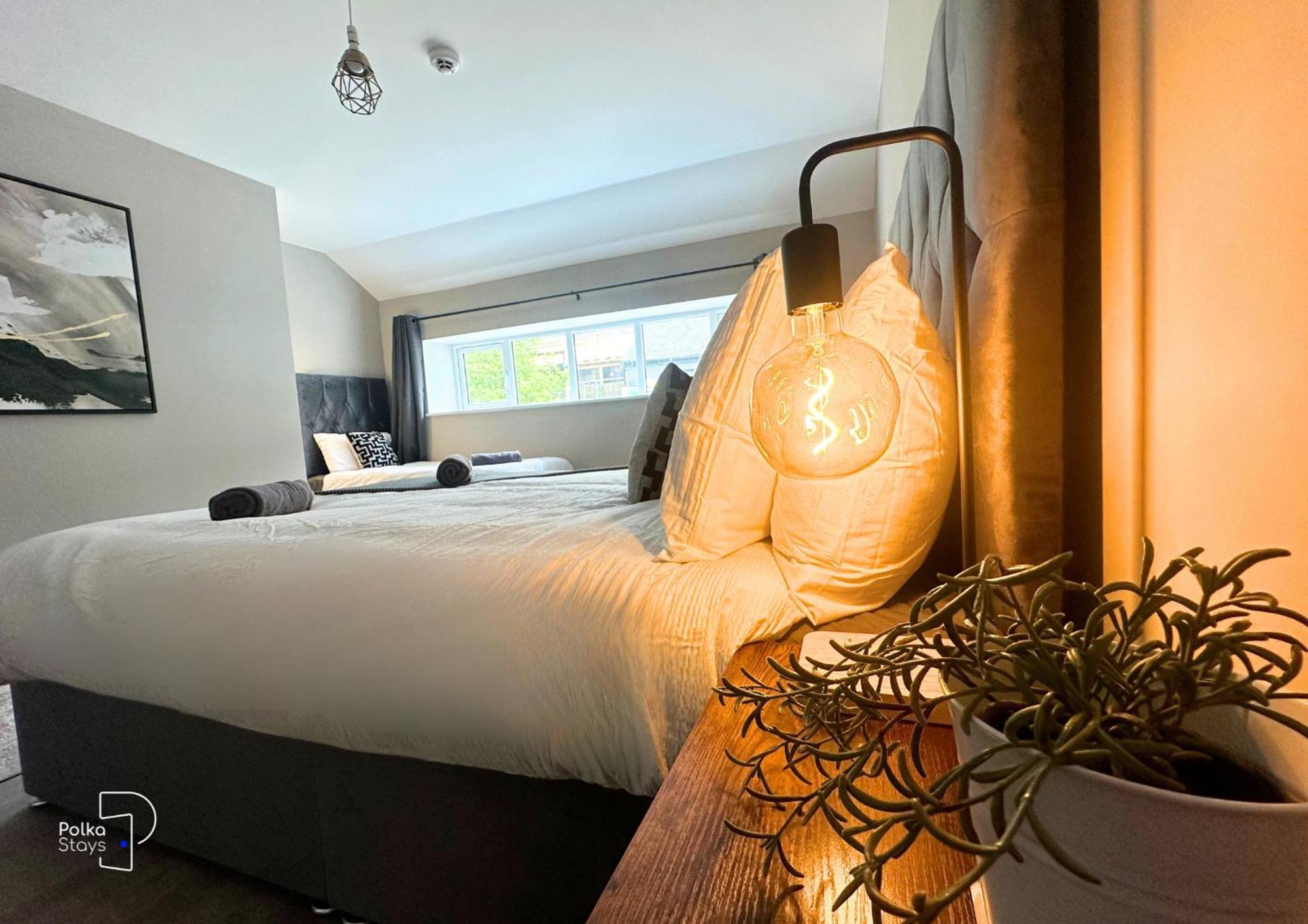Hanley, Stoke - Modern Spacious Apartments By Polkastays Екстер'єр фото