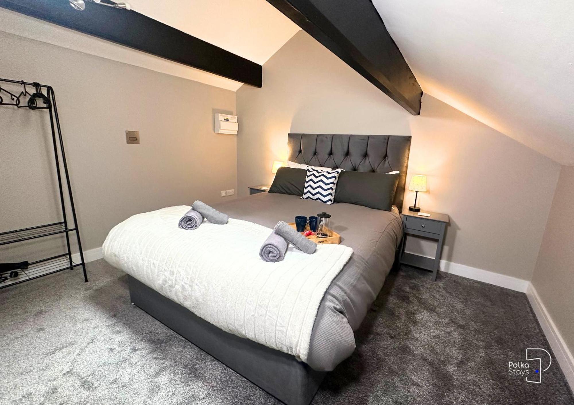 Hanley, Stoke - Modern Spacious Apartments By Polkastays Екстер'єр фото