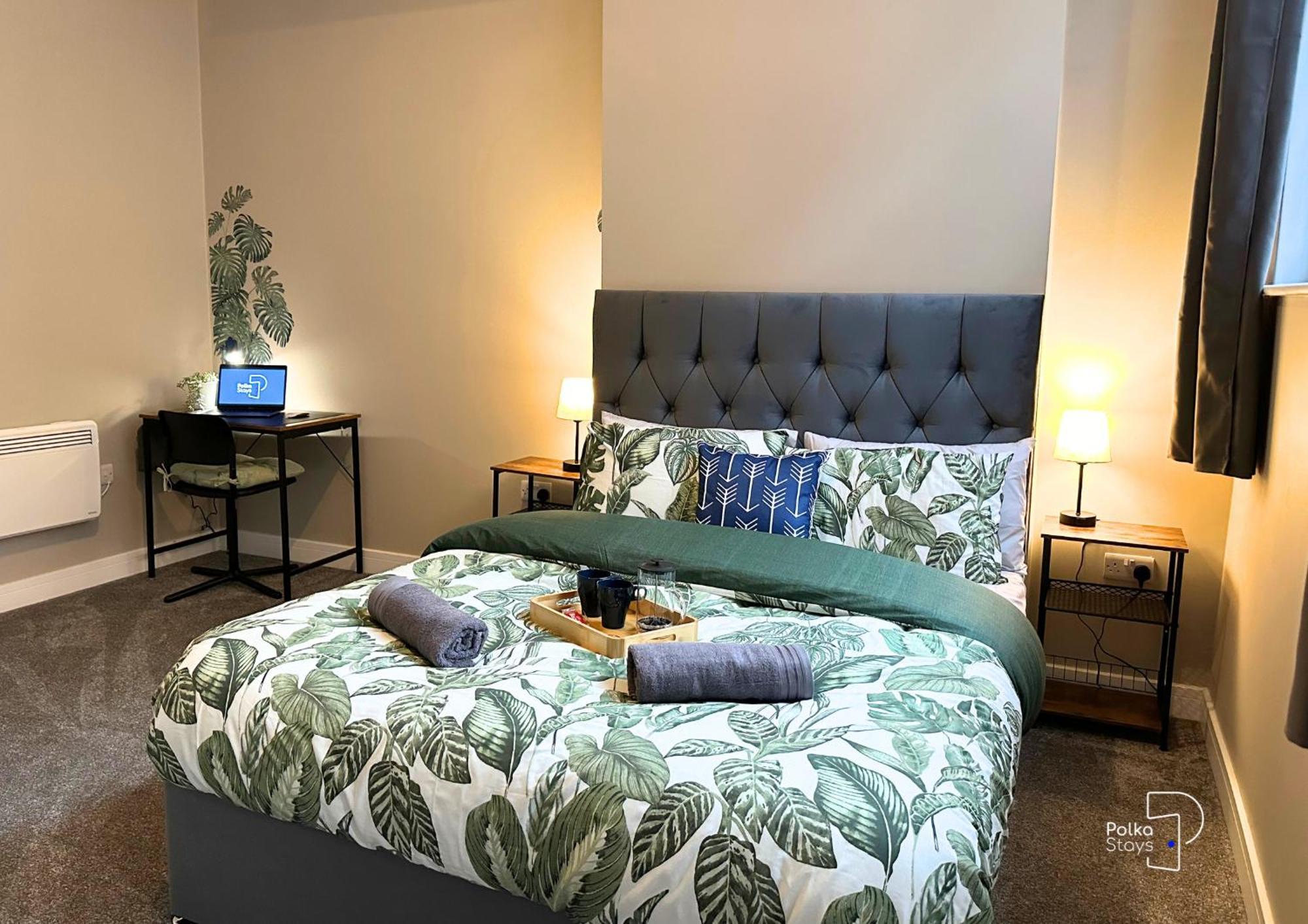 Hanley, Stoke - Modern Spacious Apartments By Polkastays Екстер'єр фото