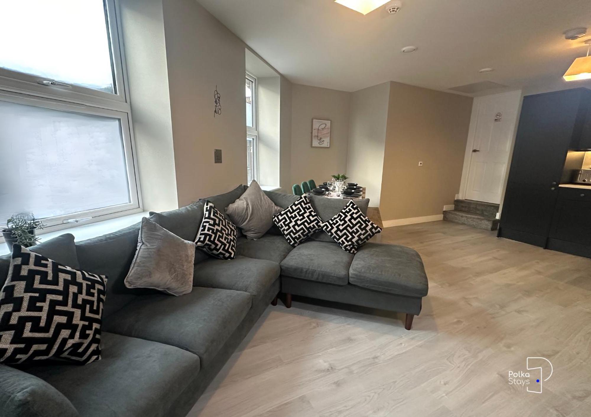 Hanley, Stoke - Modern Spacious Apartments By Polkastays Екстер'єр фото